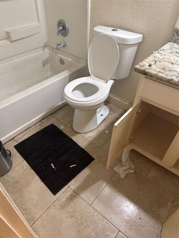 4007 Pepperstone Court, Houston, TX 77053