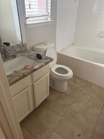 4007 Pepperstone Court, Houston, TX 77053