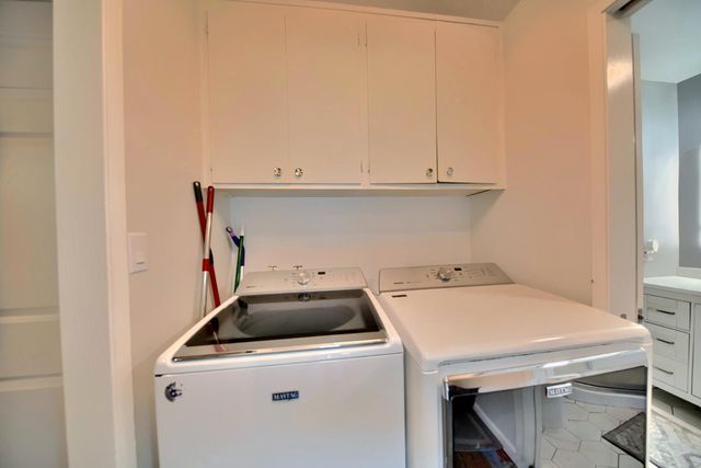 403 Curtwood Ct, Manteca, CA 95336