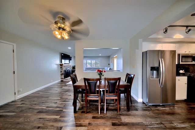 403 Curtwood Ct, Manteca, CA 95336