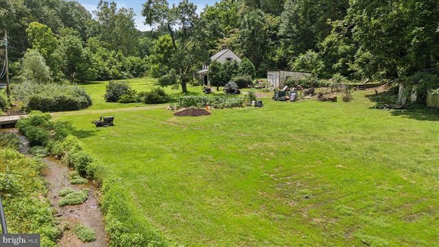 454 OLD STOTTSVILLE RD, Parkesburg, PA 19365
