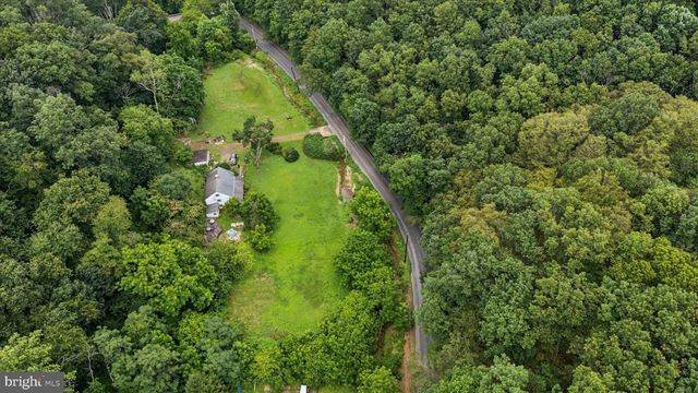 454 OLD STOTTSVILLE RD, Parkesburg, PA 19365