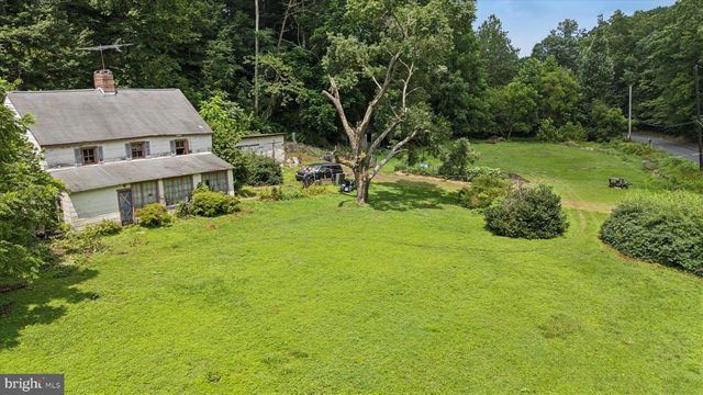 454 OLD STOTTSVILLE RD, Parkesburg, PA 19365