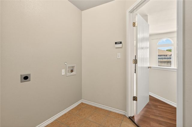 2326 TROPICAL WIND Dr, Corpus Christi, TX 78414