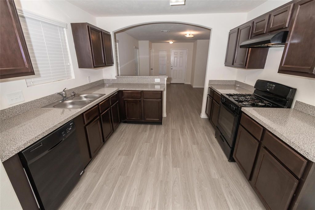 5562 Amelia Plantation Drive, Katy, TX 77449