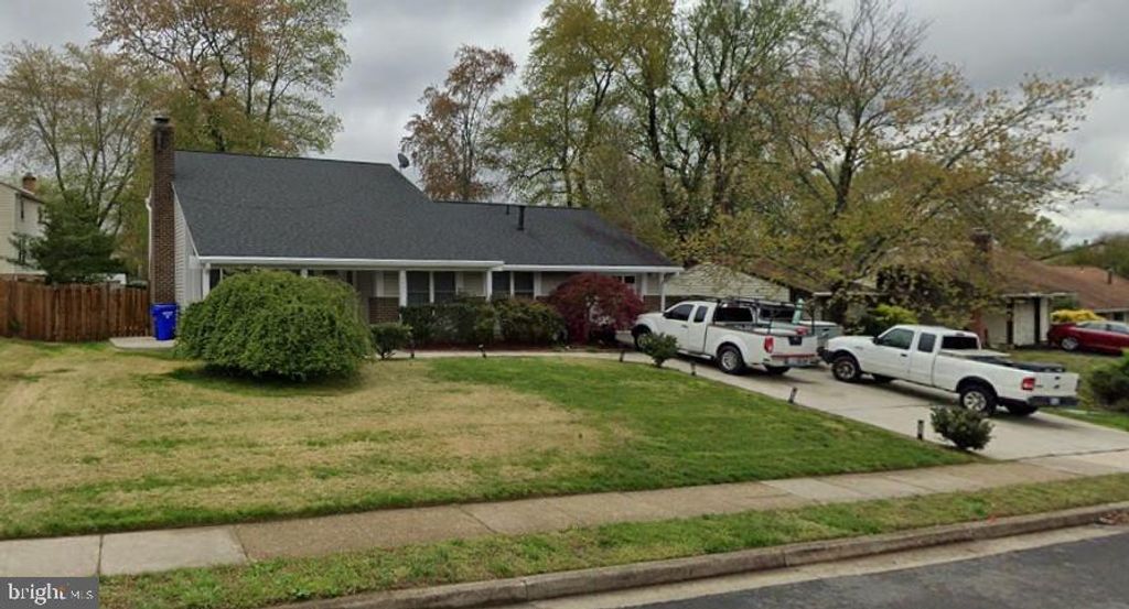 6831 VANTAGE DR, Alexandria, VA 22306