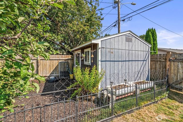 342 Beech St, Longview, WA 98632