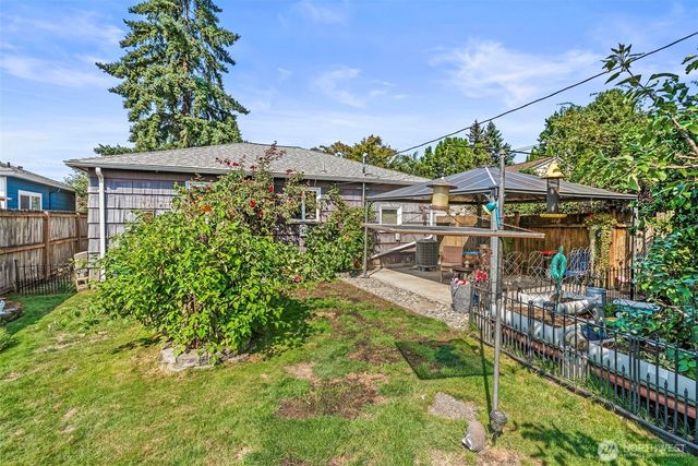 342 Beech St, Longview, WA 98632