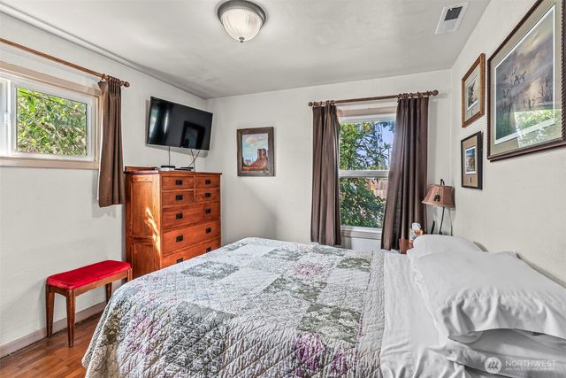 342 Beech St, Longview, WA 98632