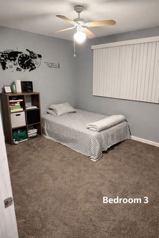 8300 CHRISTIANA Avenue 2E, Skokie, IL 60076