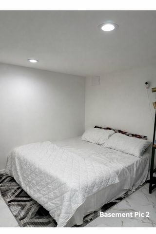 8300 CHRISTIANA Avenue 2E, Skokie, IL 60076