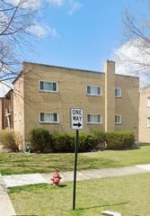 8300 CHRISTIANA Avenue 2E, Skokie, IL 60076