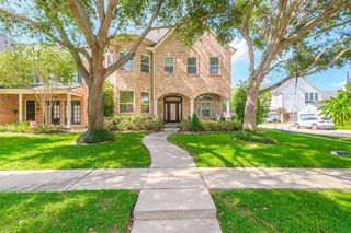 4400 Cynthia Street, Bellaire, TX 77401