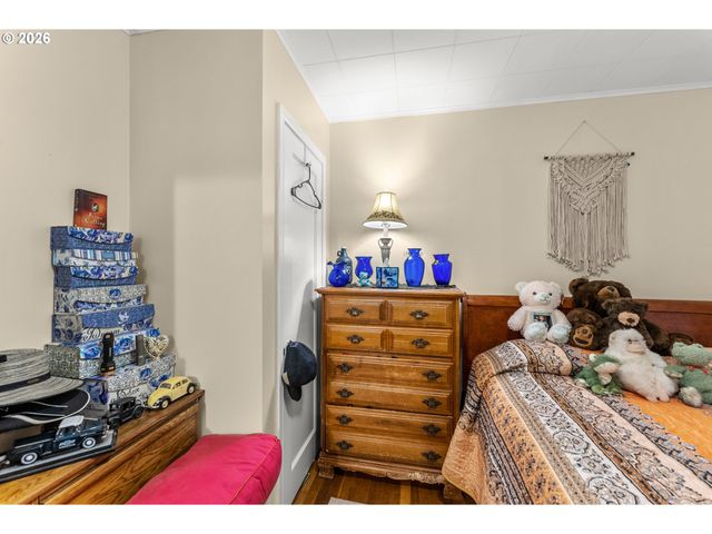 1565 Ne TODD St, Roseburg, OR 97470