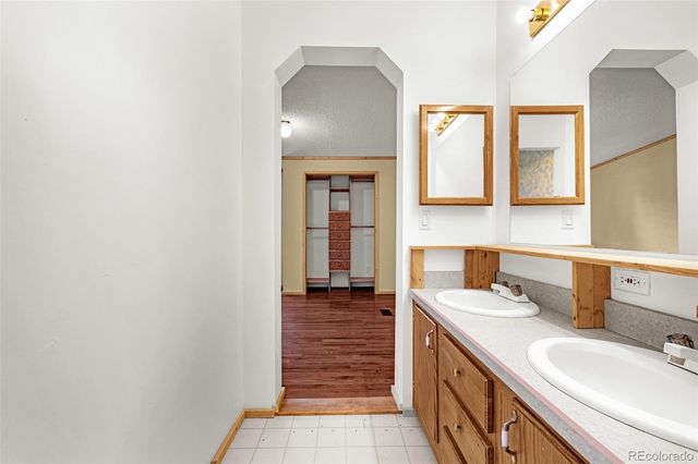 22 Silver Trail, Florissant, CO 80816