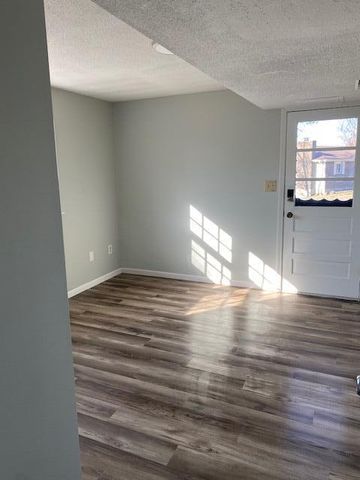 1855 S EL CHAPARRAL AVE, Columbia, MO 65201