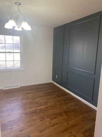 1855 S EL CHAPARRAL AVE, Columbia, MO 65201