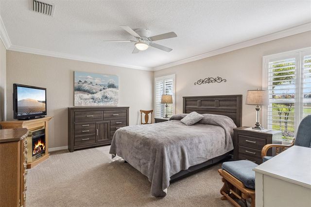 27143 ROANOKE DRIVE, Leesburg, FL 34748