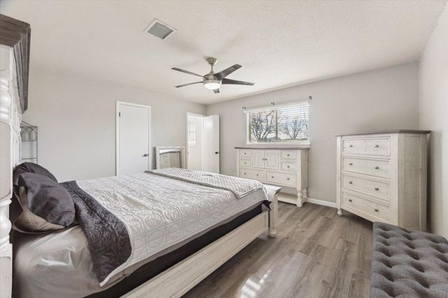 7602 Highland Road, Santa Fe, TX 77517