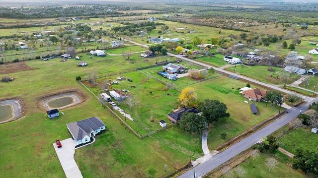 7602 Highland Road, Santa Fe, TX 77517