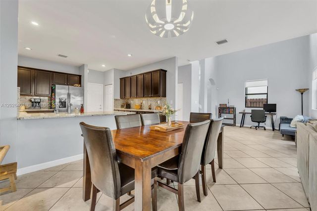 581 SE 34th Ter 0, Homestead, FL 33033