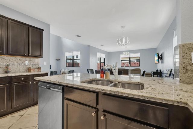 581 SE 34th Ter 0, Homestead, FL 33033