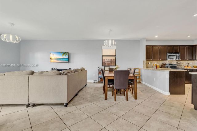 581 SE 34th Ter 0, Homestead, FL 33033