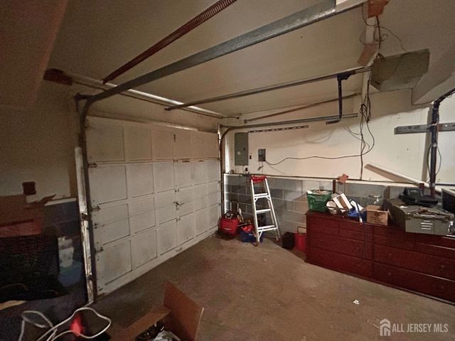 74 Washington Avenue, Iselin, NJ 08830