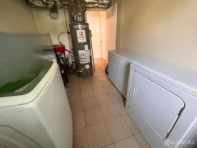 74 Washington Avenue, Iselin, NJ 08830