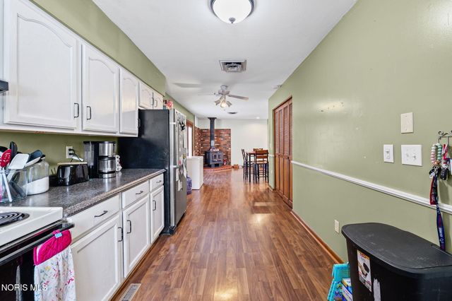 1209 Heather Drive, Findlay, OH 45840