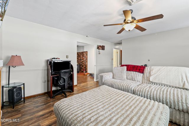 1209 Heather Drive, Findlay, OH 45840