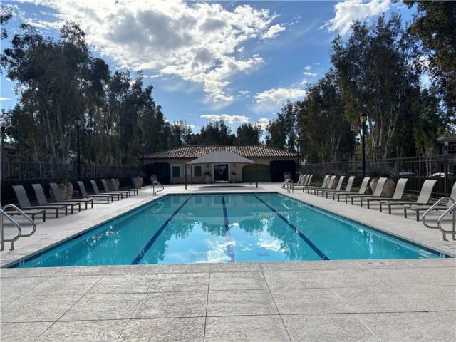 37 Peony, Irvine, CA 92618