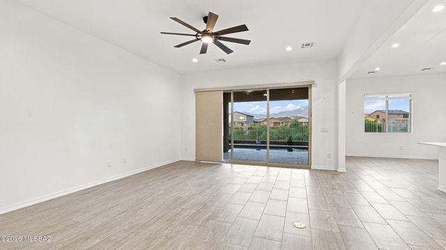 8049 S Borealis Way, Tucson, AZ 85747