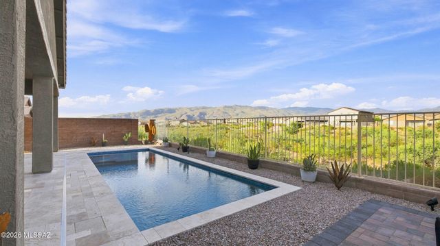 8049 S Borealis Way, Tucson, AZ 85747