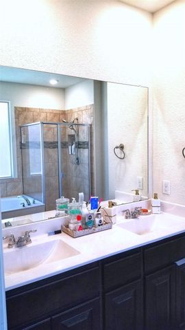 1105 Twin Brooks Lane, Fort Worth, TX 76177