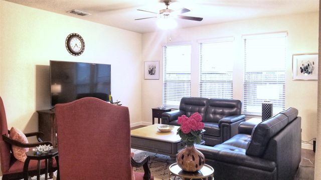 1105 Twin Brooks Lane, Fort Worth, TX 76177