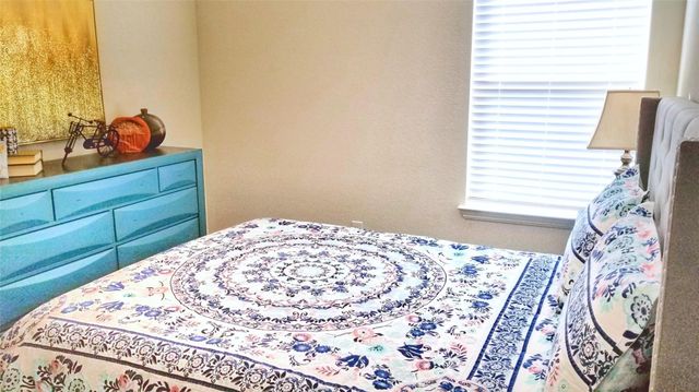 1105 Twin Brooks Lane, Fort Worth, TX 76177