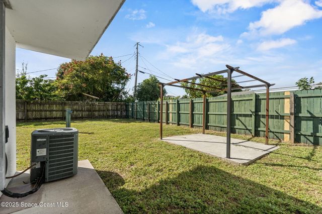 676 Cheyenne Avenue, Melbourne, FL 32935