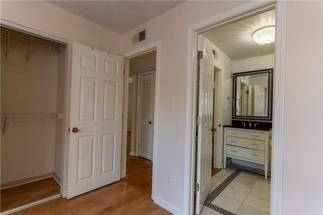 4266 Roswell Road NE K2, Atlanta, GA 30342