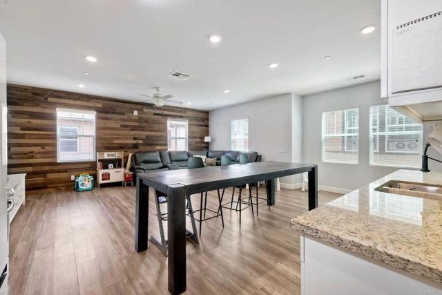 1512 Champion Lane 4, Chula Vista, CA 91915