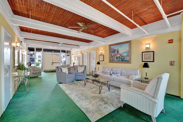 9707 N New River Canal Rd 221, Plantation, FL 33324