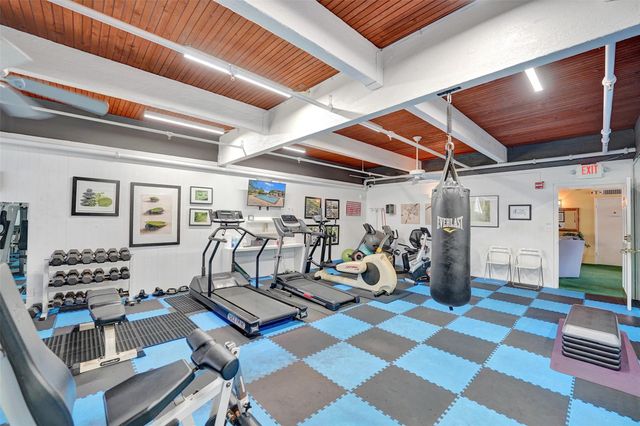 9707 N New River Canal Rd 221, Plantation, FL 33324