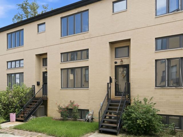 1825 W 115th Street, Chicago, IL 60643