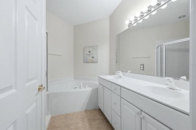 4456 STREAMSIDE COURT 1605, Sarasota, FL 34238