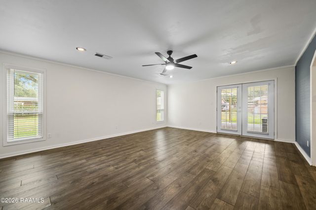 113 John Wayne Drive, Lafayette, LA 70508