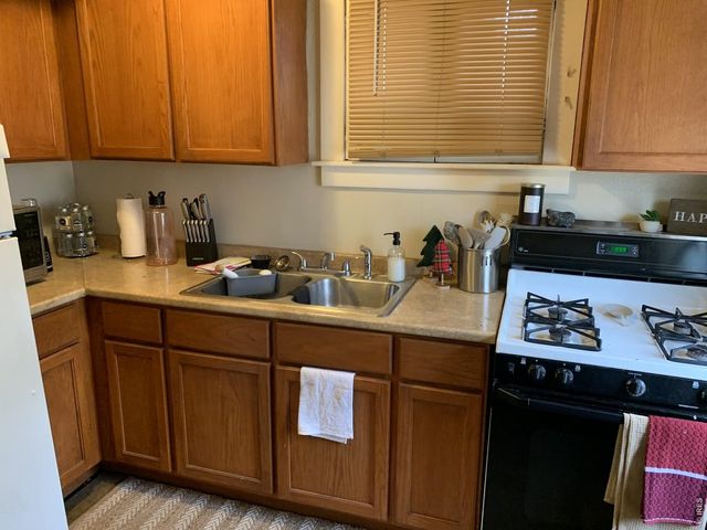 1937 7th Ave, Greeley, CO 80631