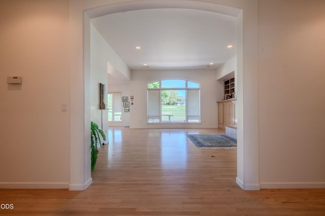 401 Golf View Drive, Medford, OR 97504