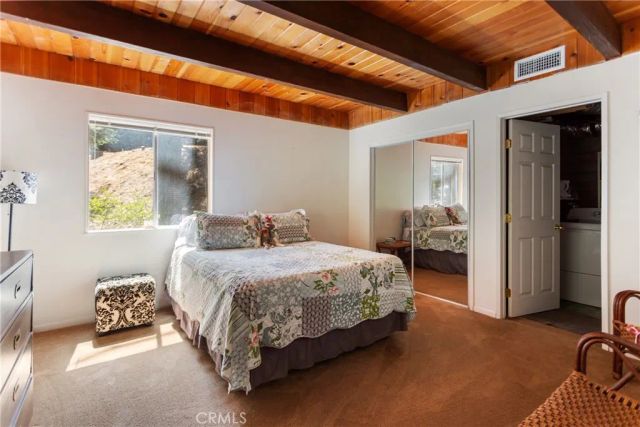 24948 Faulhorn Drive, Crestline, CA 92325