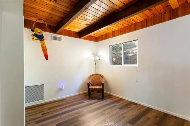 24948 Faulhorn Drive, Crestline, CA 92325