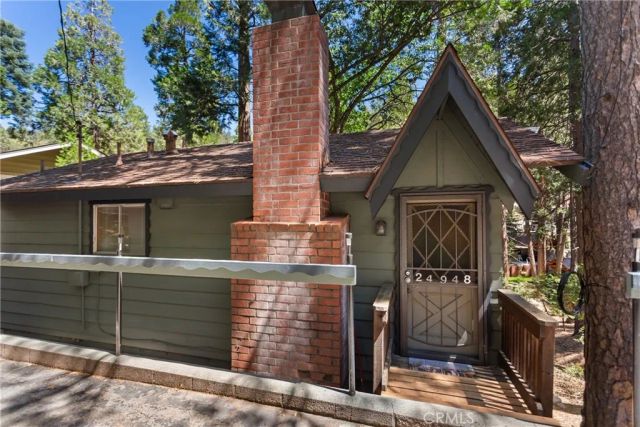 24948 Faulhorn Drive, Crestline, CA 92325